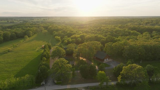 18420 S 975th Road, Stockton, MO 65785