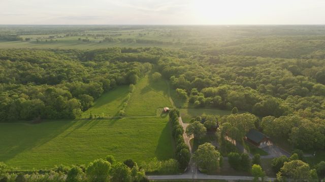 18420 S 975th Road, Stockton, MO 65785