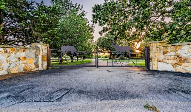 18420 S 975th Road, Stockton, MO 65785