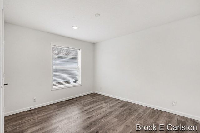 1283 E Ellis Road 28, Norton Shores, MI 49441