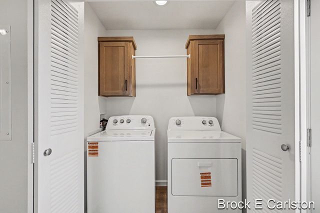 1283 E Ellis Road 28, Norton Shores, MI 49441