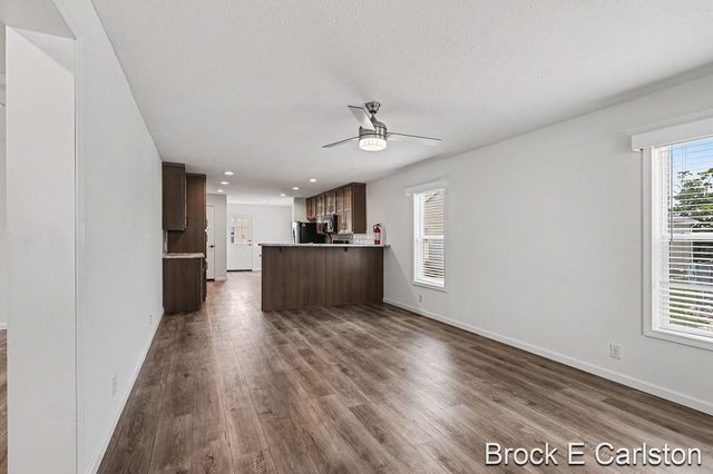 1283 E Ellis Road 28, Norton Shores, MI 49441