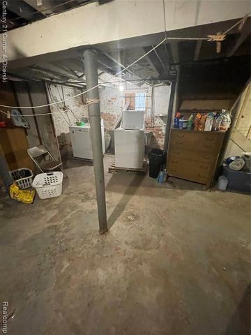 2688 W Philadelphia Street, Detroit, MI 48206