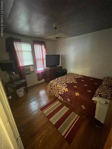 2688 W Philadelphia Street, Detroit, MI 48206