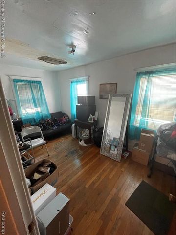 2688 W Philadelphia Street, Detroit, MI 48206