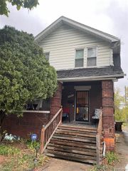 2688 W Philadelphia Street, Detroit, MI 48206