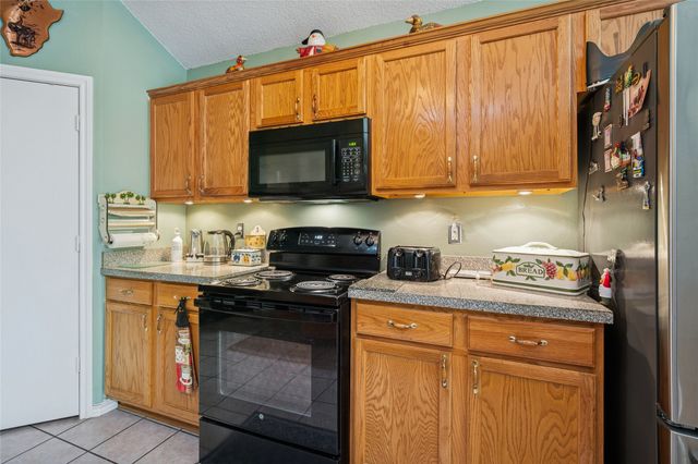 8210 Champion Drive, Rowlett, TX 75089