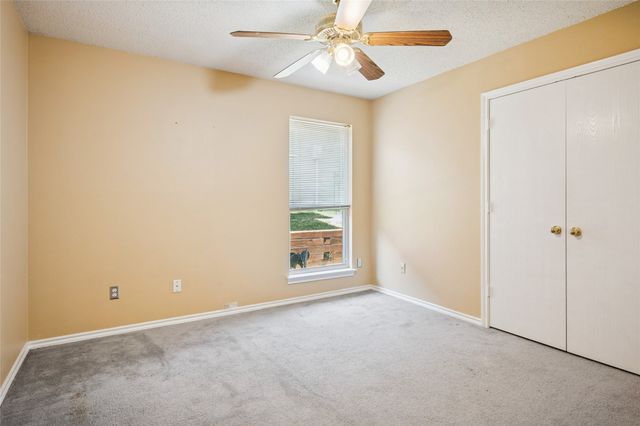 8210 Champion Drive, Rowlett, TX 75089