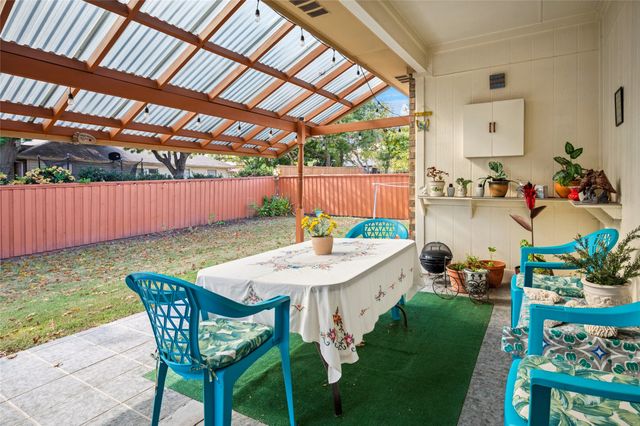 8210 Champion Drive, Rowlett, TX 75089