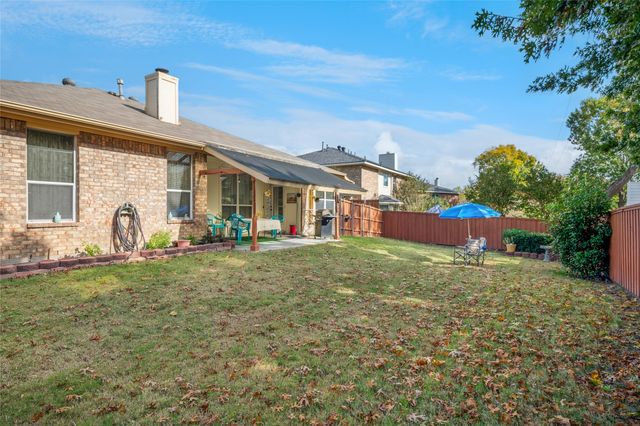 8210 Champion Drive, Rowlett, TX 75089