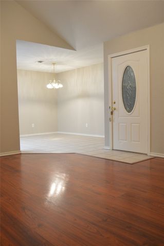 5305 Joshua Court, Sansom Park, TX 76114