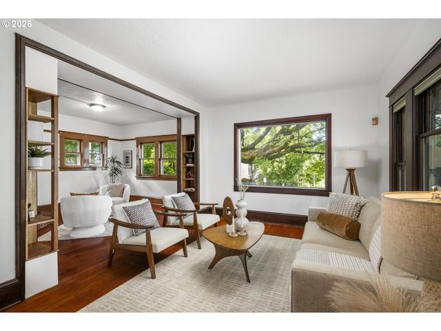 3303 S KELLY Ave, Portland, OR 97239