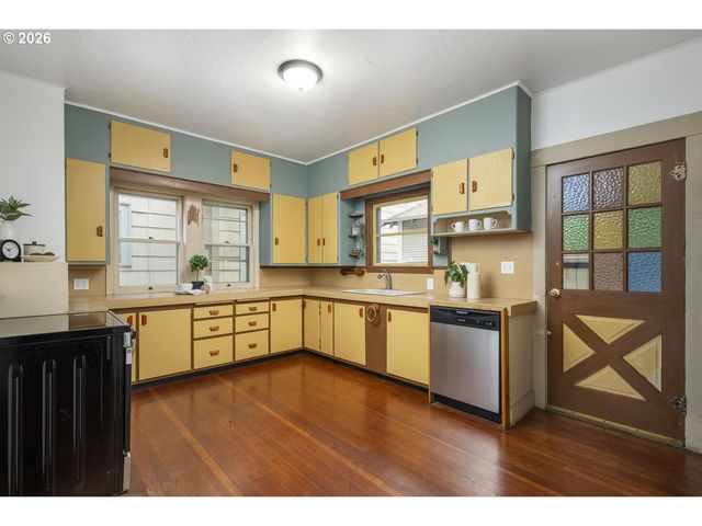 3303 S KELLY Ave, Portland, OR 97239