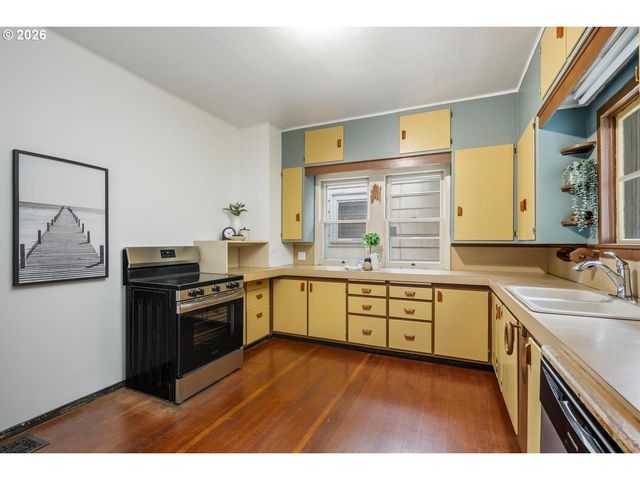 3303 S KELLY Ave, Portland, OR 97239