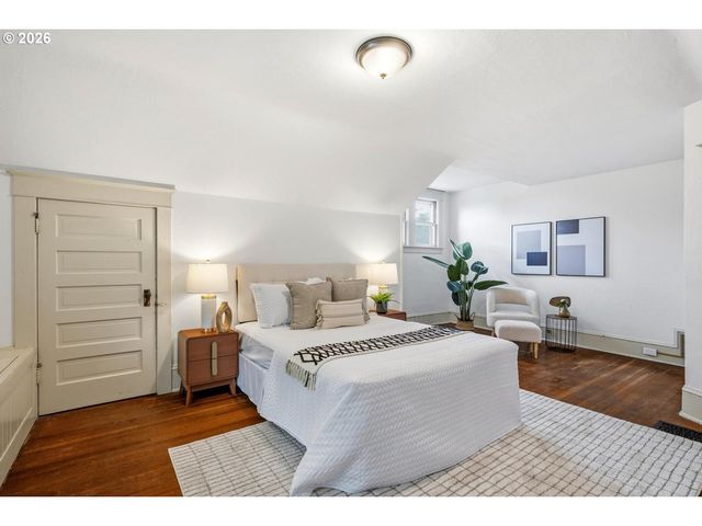 3303 S KELLY Ave, Portland, OR 97239