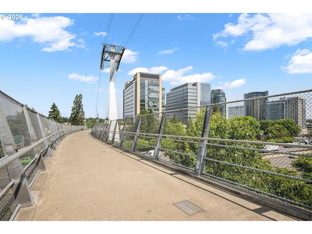 3303 S KELLY Ave, Portland, OR 97239