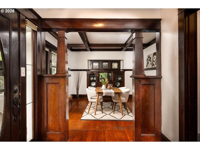 3303 S KELLY Ave, Portland, OR 97239