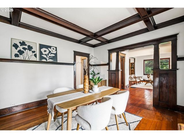 3303 S KELLY Ave, Portland, OR 97239