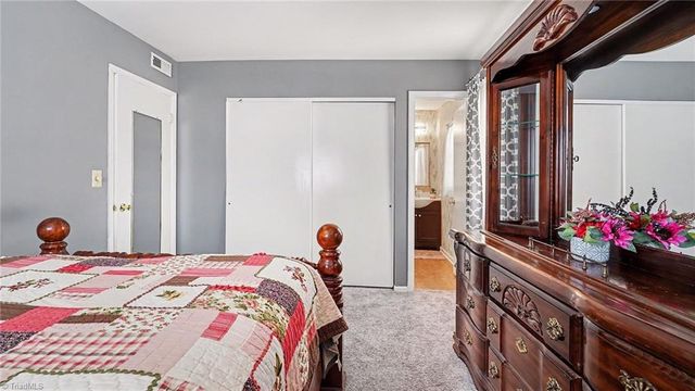 1805 W Vandalia Road, Greensboro, NC 27406