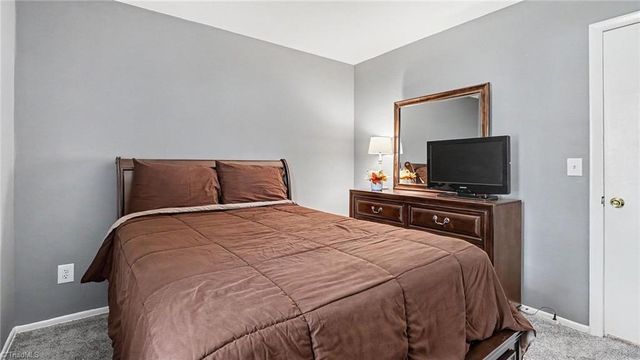 1805 W Vandalia Road, Greensboro, NC 27406