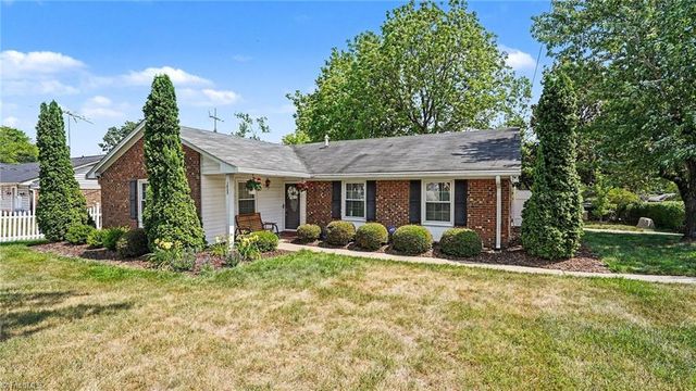 1805 W Vandalia Road, Greensboro, NC 27406