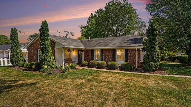 1805 W Vandalia Road, Greensboro, NC 27406