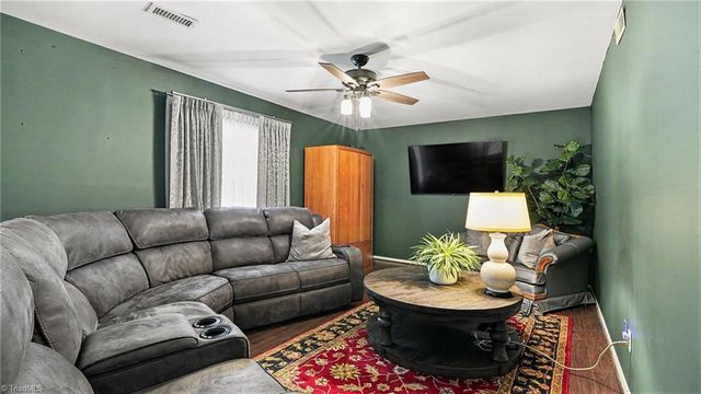 1805 W Vandalia Road, Greensboro, NC 27406