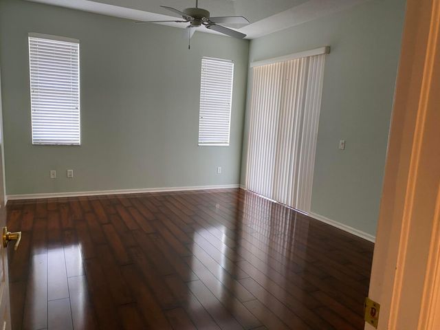 546 Waverly Circle, Port St. Lucie, Port St Lucie, FL 34983