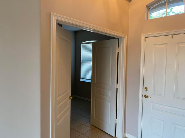 546 Waverly Circle, Port St. Lucie, Port St Lucie, FL 34983