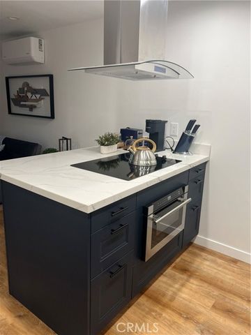 17869 Hemmingway, Reseda (los Angeles), CA 91335