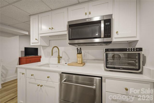 319 W Union Street, Morganton, NC 28655