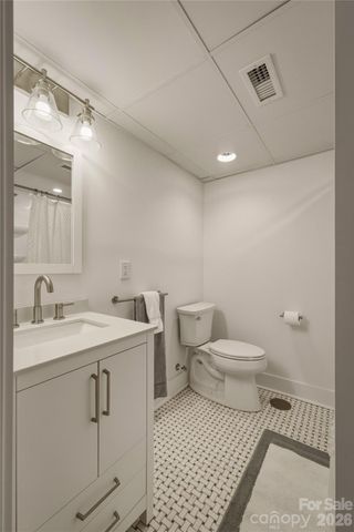 319 W Union Street, Morganton, NC 28655