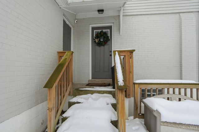 4207 Simpson Avenue, Cincinnati, OH 45227