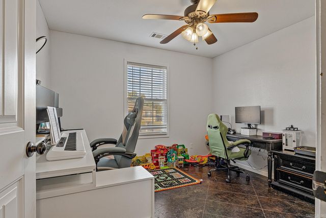 604 Elizabeth, Paragould, AR 72450