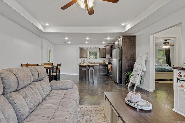 604 Elizabeth, Paragould, AR 72450