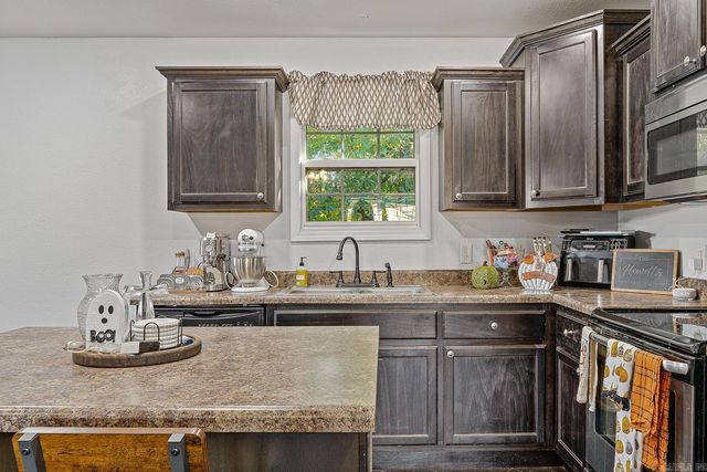 604 Elizabeth, Paragould, AR 72450