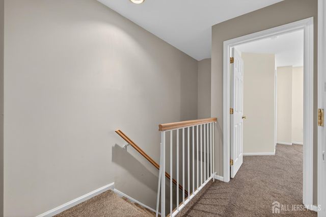 27 woodlake Drive, Parlin, NJ 08872
