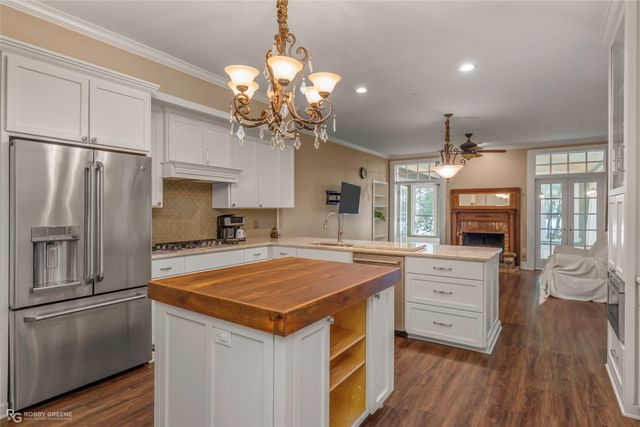 2309 N Cross Drive, Shreveport, LA 71107