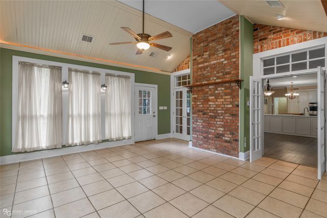 2309 N Cross Drive, Shreveport, LA 71107