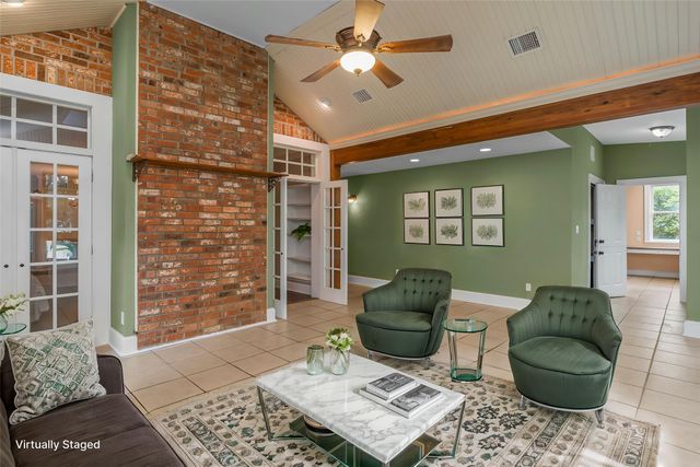 2309 N Cross Drive, Shreveport, LA 71107