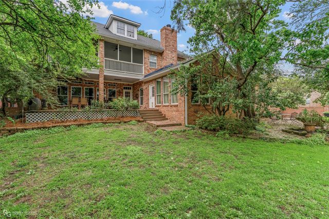 2309 N Cross Drive, Shreveport, LA 71107