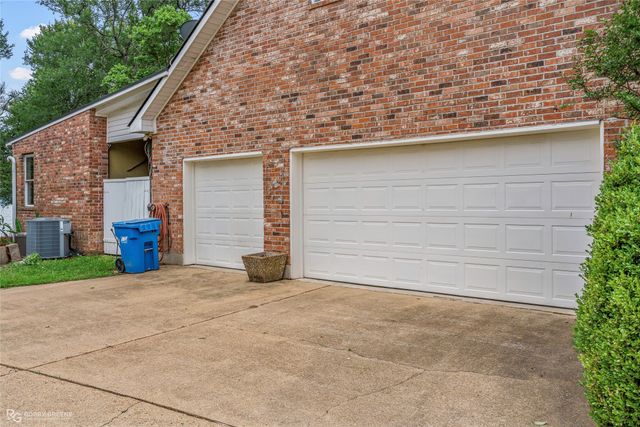 2309 N Cross Drive, Shreveport, LA 71107