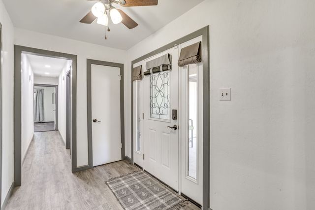 104 Sunset Place, Joshua, TX 76058