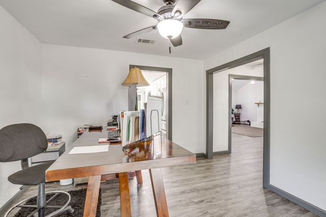 104 Sunset Place, Joshua, TX 76058