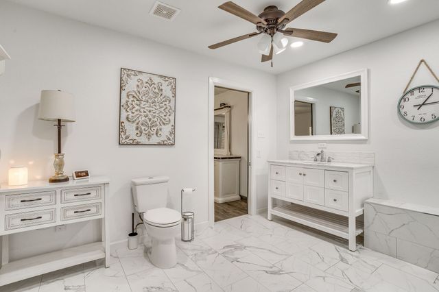 104 Sunset Place, Joshua, TX 76058