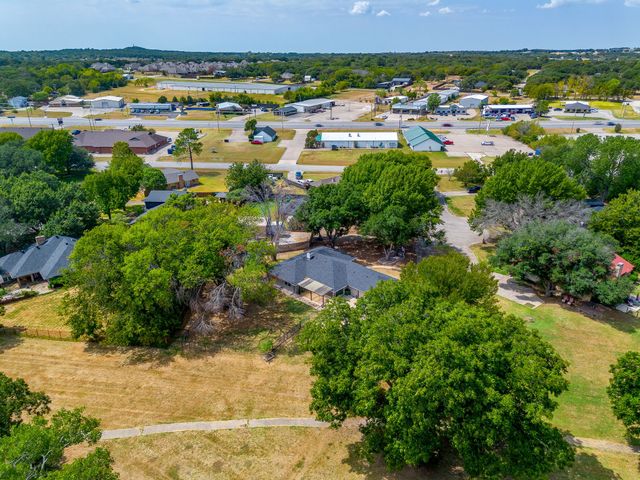104 Sunset Place, Joshua, TX 76058