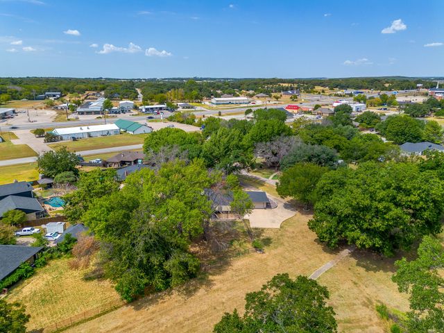 104 Sunset Place, Joshua, TX 76058