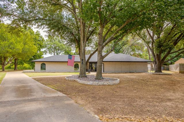 104 Sunset Place, Joshua, TX 76058