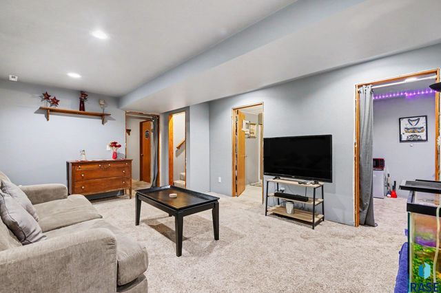 3101 S Western Ave Avenue, Sioux Falls, SD 57105