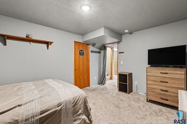3101 S Western Ave Avenue, Sioux Falls, SD 57105